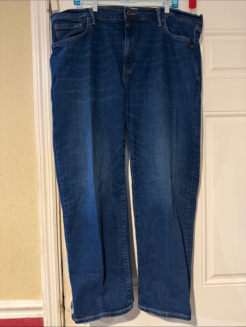 Mutual Weave Brand - The Relaxed.  Men's Straight-Leg Jeans in Deep Indigo